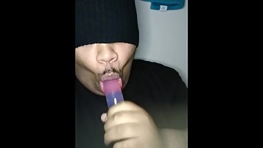 Swallowing 12 inch Dick