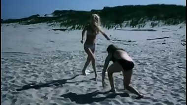 Catfight beach