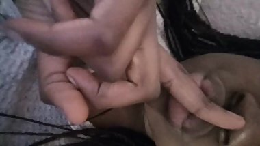 Tu veux me voir nu alors laisse un commentaire