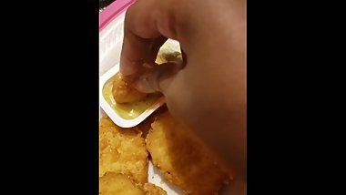 I had sex with Ronald McDonald! chicken nugget deepthroat passion! foodporn