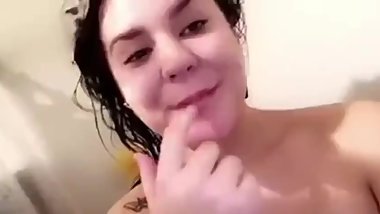 Finger fucking in the shower