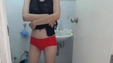 Fuck infont of webcam