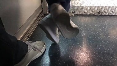 Candid teen girl footcrush in sneakers