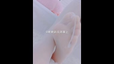 ç²‰çº¢æˆ¿é—´è¯­è°ƒ3