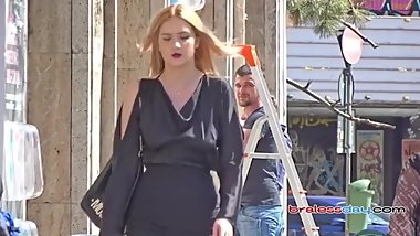 No bra bouncing boobs