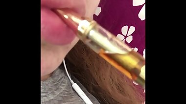 High teenage girl sucks dab pen like cock