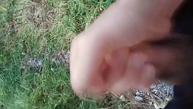 Adolescente se masturba en pÃºblico