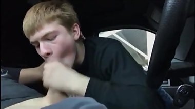 Teen sucking cock in car