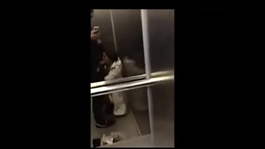 YEAH YEAH.. ELEVATOR BLOWJOB.. BITCHES