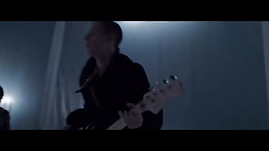 4 hot vampires and 1 girl